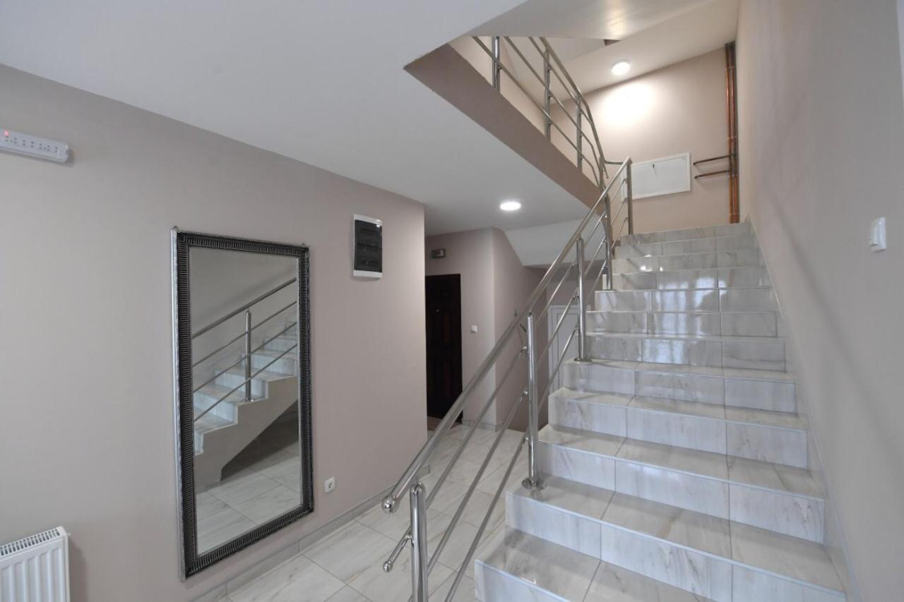 Olimp Motel Kraljevo Ngoại thất bức ảnh